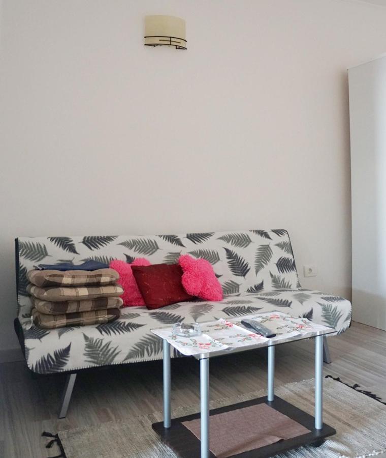 Apartmani Vesna Замбратия Экстерьер фото