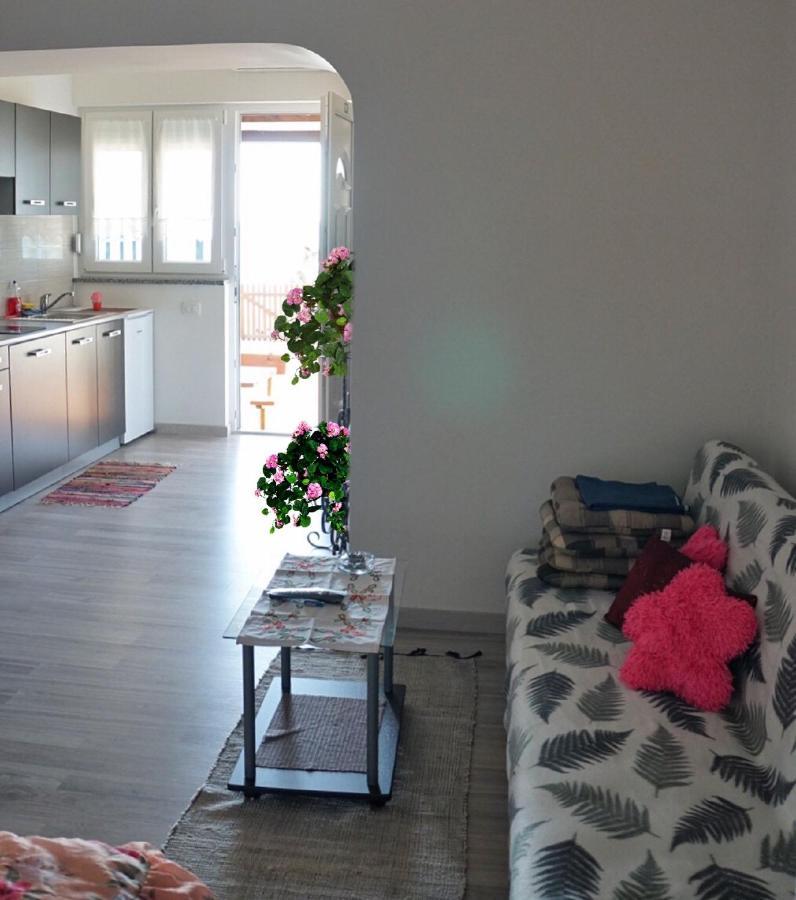 Apartmani Vesna Замбратия Экстерьер фото