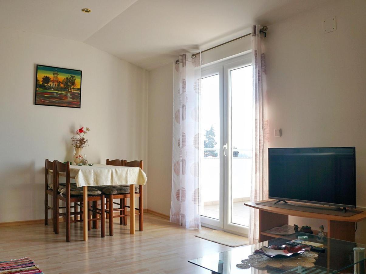 Apartmani Vesna Замбратия Экстерьер фото